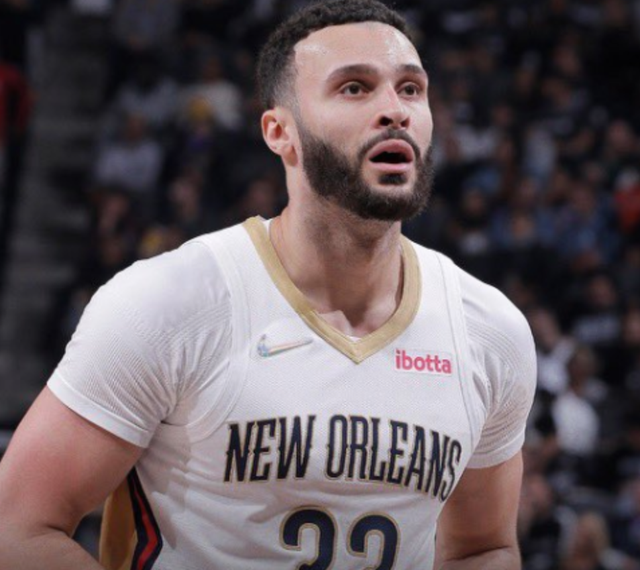 包含新奥尔良鹈鹕内部会议纪要流出——今晨迎来里程碑，欧超杯使命明确，轮换策略成焦点的词条