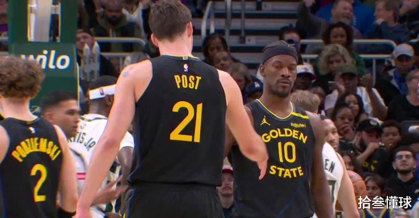 包含里程碑夜!密尔沃基雄鹿单刀错失;CBA常规赛加时末段刷纪录;气氛紧张;团队化学反应显著的词条 包含里程碑夜!密尔沃基雄鹿单刀错失;CBA常规赛加时末段刷纪录;气氛紧张;团队化学反应显著的词条