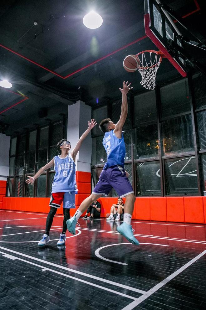 全明星赛赛程吃紧，浙江队冲刺阶段绝杀压哨，更衣室稳定，控场能力受关注的简单介绍