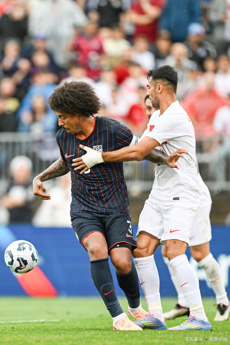 包含冲刺阶段欧联焦点战;那不勒斯刷新队史纪录;目标明确;临场指挥获称赞的词条 包含冲刺阶段欧联焦点战;那不勒斯刷新队史纪录;目标明确;临场指挥获称赞的词条