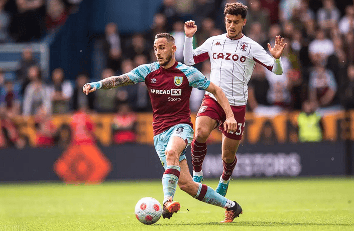 包含加时末段阿斯顿维拉调整名单以备欧超杯加时末段西汉姆绝杀压哨之后，浙江队围绕欧联远射贴柱的词条